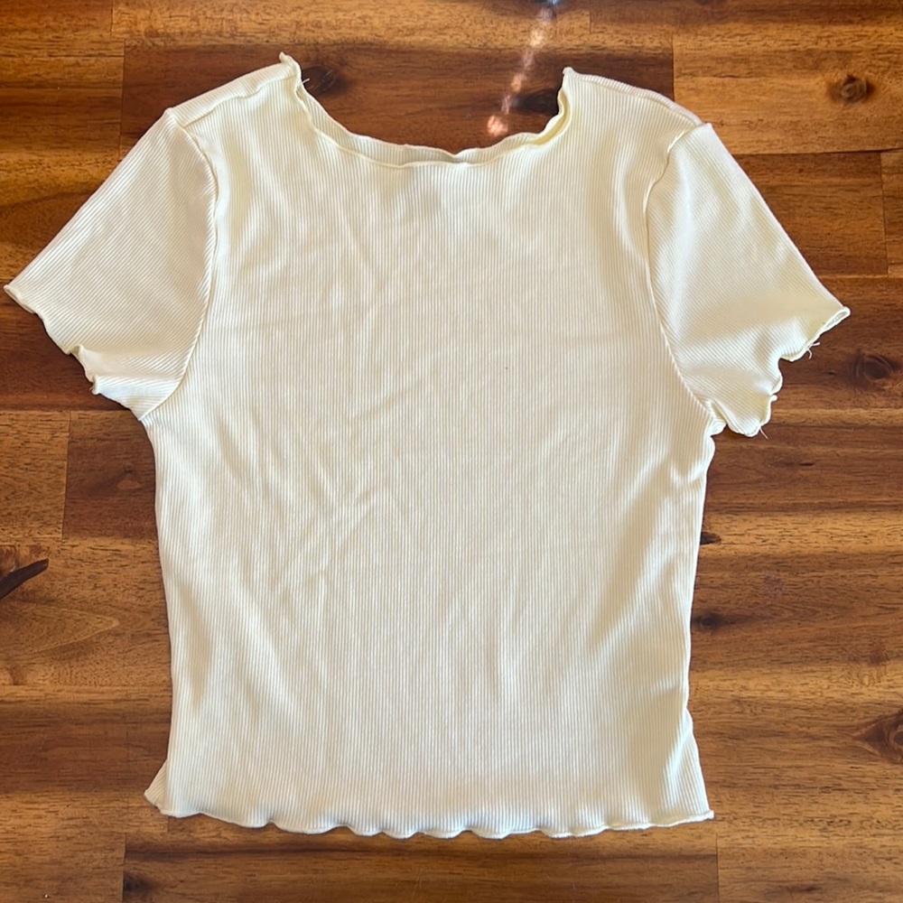 fitz + eddi Lettuce trim top